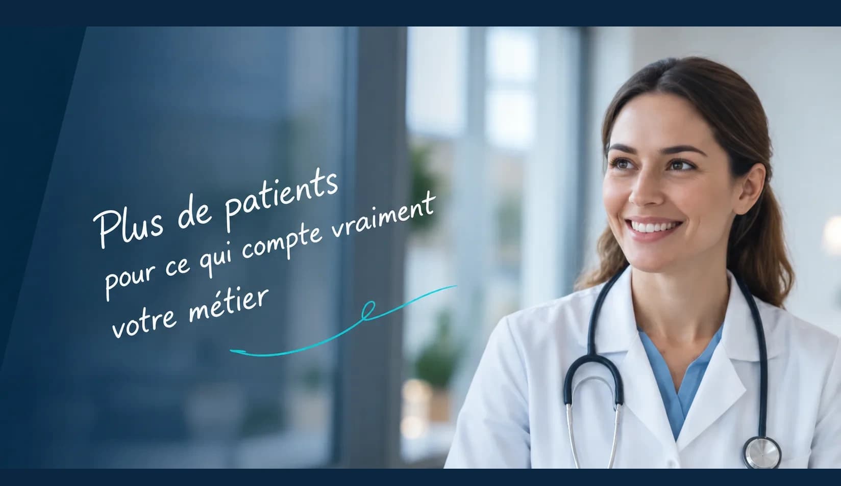Praticienne souriante dans son cabinet — « Plus de patients pour ce qui compte vraiment : votre métier »